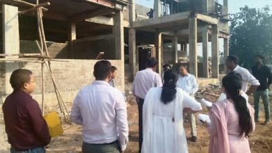 लोक निर्माण विभाग के सचिव ने निर्माणाधीन संयुक्त जिला कार्यालय भवन और पीडब्लूडी आवासीय परिसर का किया निरीक्षण लोक निर्माण विभाग के सचिव ने निर्माणाधीन संयुक्त जिला कार्यालय भवन और पीडब्लूडी आवासीय परिसर का किया निरीक्षण
