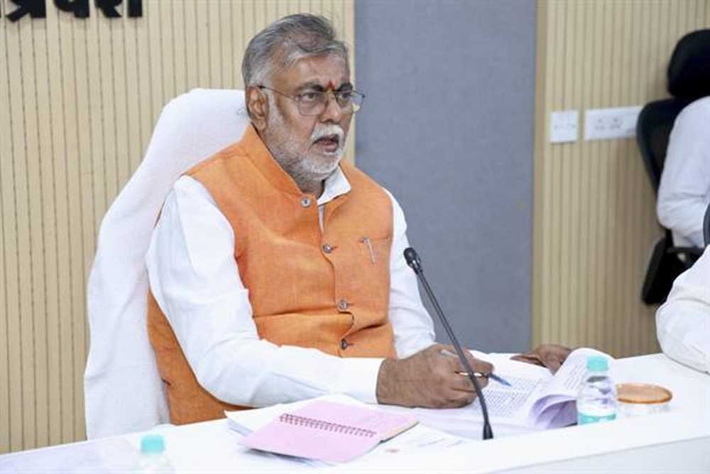 पंचायतों को जवाबदेह, पारदर्शी और आत्मनिर्भर बनाना सरकार की प्राथमिकता : मंत्री  प्रह्लाद सिंह पटेल