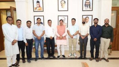 स्वामित्व योजना के क्रियान्वयन में पूर्ण सहयोग करेंगे पटवारी मुख्यमंत्री डॉ. यादव से मिले पटवारी संघ के पदाधिकारी स्वामित्व योजना के क्रियान्वयन में पूर्ण सहयोग करेंगे पटवारी मुख्यमंत्री डॉ. यादव से मिले पटवारी संघ के पदाधिकारी