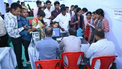 राज्य स्तरीय रोजगार मेले के पहले दिन 5,018 प्रतिभागियों ने कराया पंजीयन राज्य स्तरीय रोजगार मेले के पहले दिन 5,018 प्रतिभागियों ने कराया पंजीयन