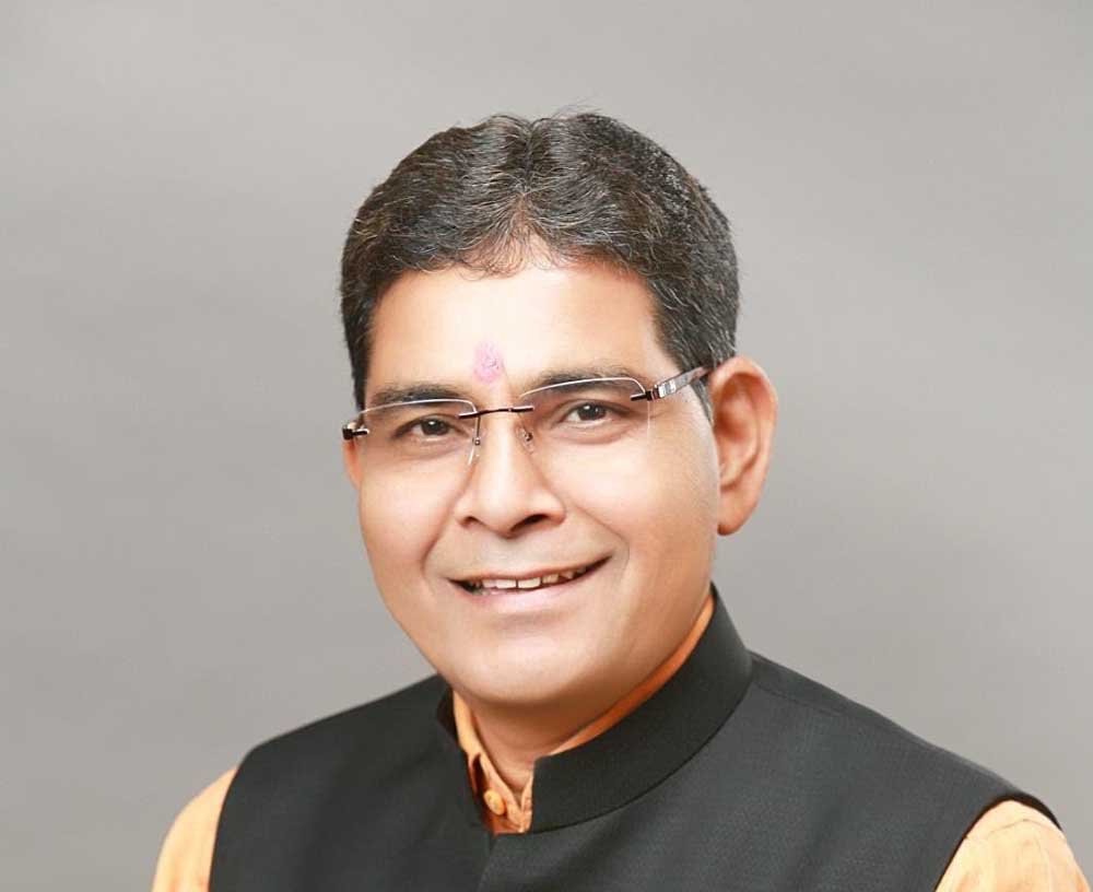 सरकार प्रदेश के प्रत्येक नगर और गांव के सर्वांगीण विकास के लिए प्रतिबद्ध – मंत्री टंक राम वर्मा सरकार प्रदेश के प्रत्येक नगर और गांव के सर्वांगीण विकास के लिए प्रतिबद्ध – मंत्री टंक राम वर्मा