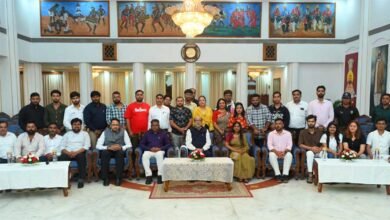 बस्तर की बदली तस्वीर को देश दुनिया तक पहुंचाएं सोशल मीडिया इन्फ्लुएंसर – राज्यपाल डेका बस्तर की बदली तस्वीर को देश दुनिया तक पहुंचाएं सोशल मीडिया इन्फ्लुएंसर – राज्यपाल डेका