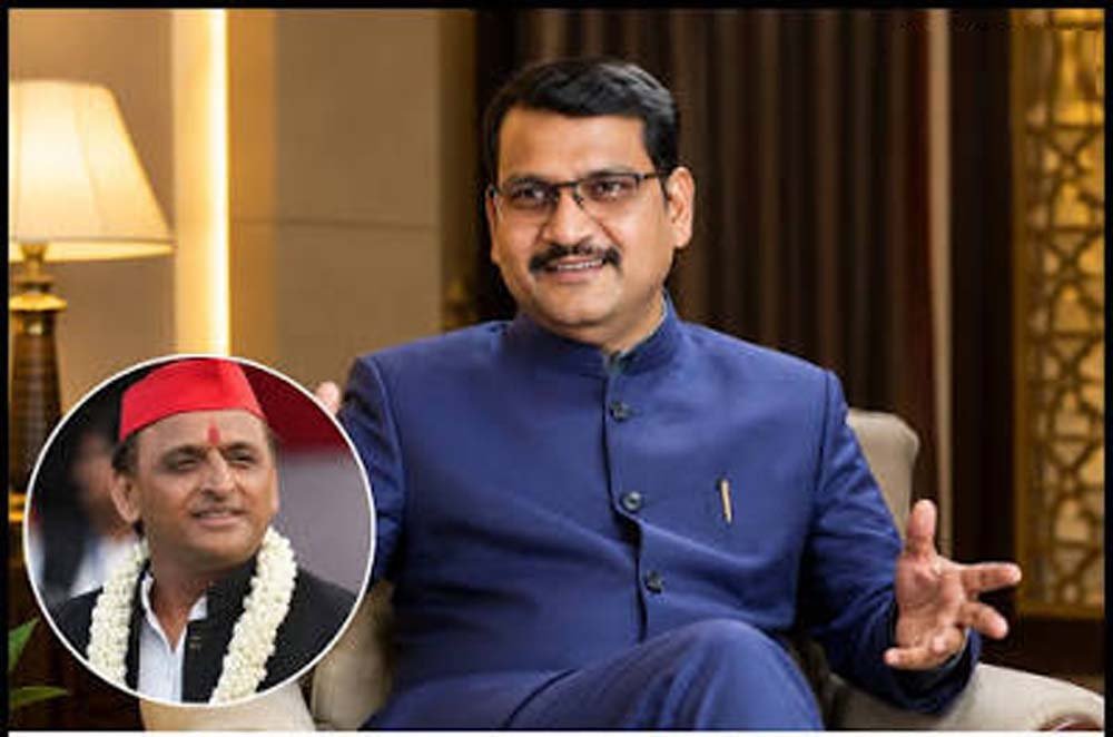 महापुरुषों और महिलाओं का अपमान सपा की पुरानी पहचान, अमरपाल मौर्य का अखिलेश यादव पर तीखा प्रहार महापुरुषों और महिलाओं का अपमान सपा की पुरानी पहचान, अमरपाल मौर्य का अखिलेश यादव पर तीखा प्रहार