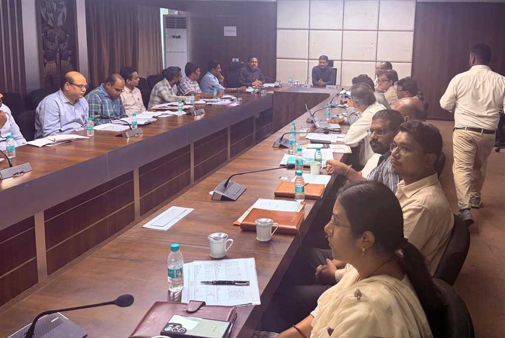छत्तीसगढ़ गृह निर्माण एवं अधोसंरचना विकास मंडल की OTS-2 योजना को बड़ी सफलता, अब तक 62.5 प्रतिशत संपत्तियों का विक्रय छत्तीसगढ़ गृह निर्माण एवं अधोसंरचना विकास मंडल की OTS-2 योजना को बड़ी सफलता, अब तक 62.5 प्रतिशत संपत्तियों का विक्रय