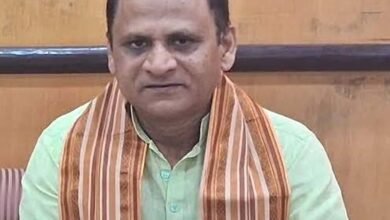 ‘मुंगेरीलाल के हसीन सपने देखना बंद करें अखिलेश’, भाजपा का सपा प्रमुख पर तीखा हमला