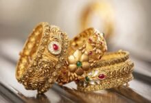 सोना-चांदी की कीमतों में भारी गिरावट, दिवाली पर खरीदें या करें इंतजार? जानें निवेश की रणनीति