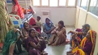 छतरपुर में मजदूरों से भरी पिकअप पलटी, 37 घायल; 16 की हालत गंभीर छतरपुर में मजदूरों से भरी पिकअप पलटी, 37 घायल; 16 की हालत गंभीर