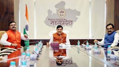 किसानों को आधुनिक कृषि तकनीकों से जोड़ने किए जा रहे प्रयास : मुख्यमंत्री डॉ. यादव किसानों को आधुनिक कृषि तकनीकों से जोड़ने किए जा रहे प्रयास : मुख्यमंत्री डॉ. यादव