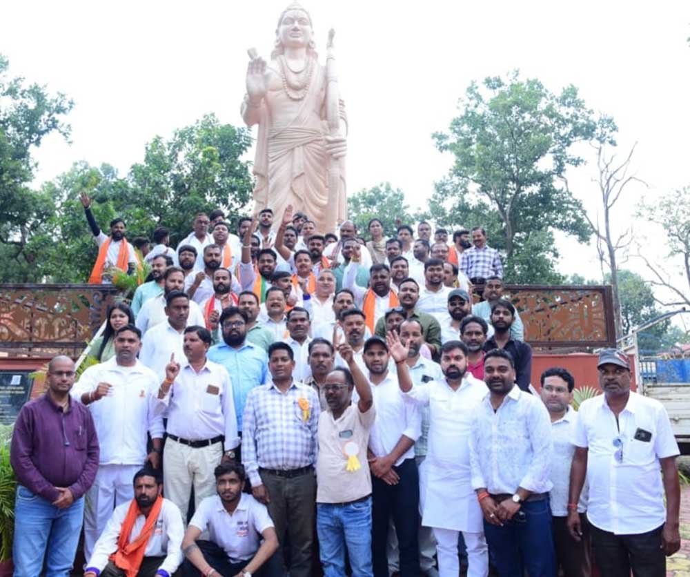 गुजरात से निकली बाइक रैली का उदयपुर में भव्य स्वागत, मंत्री राजेश अग्रवाल ने किया आत्मीय अभिनंदन गुजरात से निकली बाइक रैली का उदयपुर में भव्य स्वागत, मंत्री राजेश अग्रवाल ने किया आत्मीय अभिनंदन