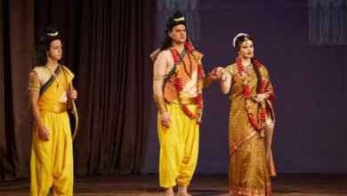 श्रीराम के स्वागत में मास्को तैयार, रामायण के पात्रों के वस्त्र दिल्ली के चांदनी चौक से खरीदकर ले गए रूस श्रीराम के स्वागत में मास्को तैयार, रामायण के पात्रों के वस्त्र दिल्ली के चांदनी चौक से खरीदकर ले गए रूस