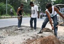 योगी सरकार ने मंडी परिषद के 1,111 संपर्क मार्गों की मरम्मत के लिए 477 करोड़ रुपये किए जारी