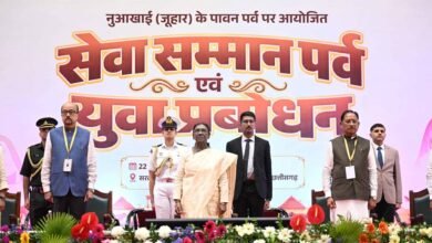 अन्न का सम्मान और किसानों का योगदान स्वीकारना हमारा दायित्व: राष्ट्रपति अन्न का सम्मान और किसानों का योगदान स्वीकारना हमारा दायित्व: राष्ट्रपति