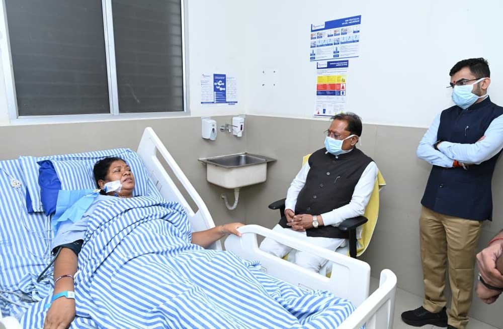 मुख्यमंत्री विष्णुदेव साय ने विधायक रायमुनी भगत का जाना कुशलक्षेम : शीघ्र स्वास्थ्य लाभ की कामना की मुख्यमंत्री विष्णुदेव साय ने विधायक रायमुनी भगत का जाना कुशलक्षेम : शीघ्र स्वास्थ्य लाभ की कामना की