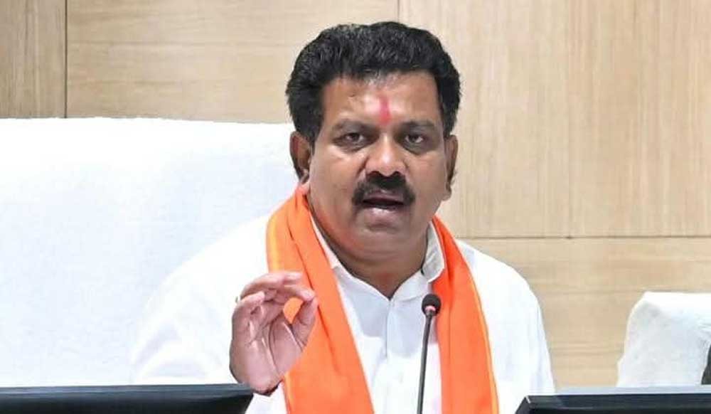 शे के अवैध कारोबार की जड़ तक पहुंचकर पूरे नेटवर्क को ध्वस्त करें – उप मुख्यमंत्री विजय शर्मा शे के अवैध कारोबार की जड़ तक पहुंचकर पूरे नेटवर्क को ध्वस्त करें – उप मुख्यमंत्री विजय शर्मा