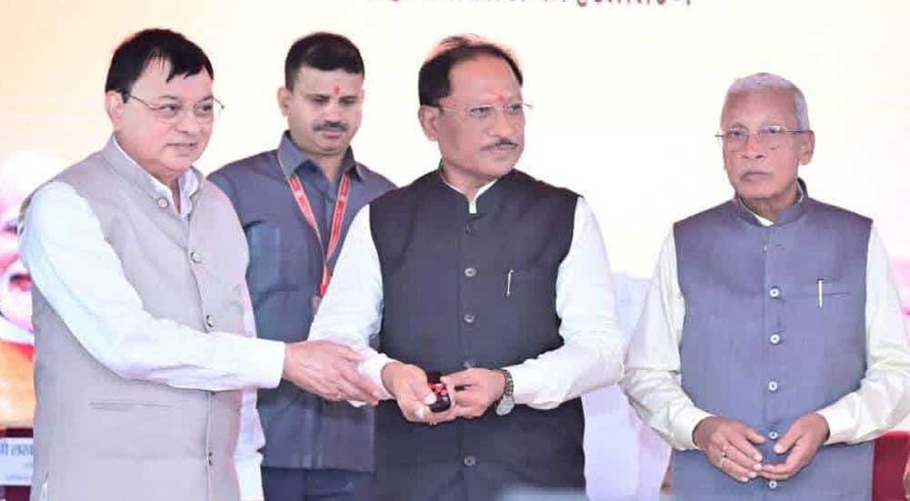 निर्माण श्रमिकों के जीवन में खुशहाली ला रहीं सन्निर्माण कर्मकार मंडल की जनकल्याणकारी योजनाएं निर्माण श्रमिकों के जीवन में खुशहाली ला रहीं सन्निर्माण कर्मकार मंडल की जनकल्याणकारी योजनाएं