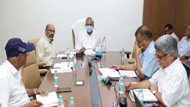 किसानों को रबी सीजन के लिये बिजली की पर्याप्त उपलब्धता सुनिश्चित करें : ऊर्जा मंत्री तोमर किसानों को रबी सीजन के लिये बिजली की पर्याप्त उपलब्धता सुनिश्चित करें : ऊर्जा मंत्री तोमर