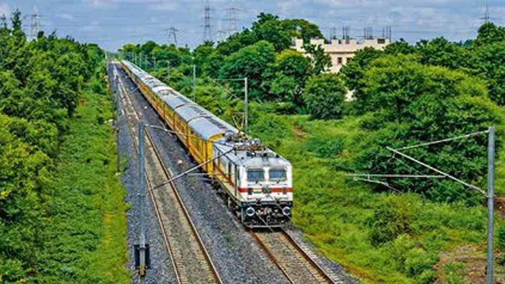 उदयपुर-दिल्ली के बीच चलेगी साप्ताहिक स्पेशल ट्रेन, यात्रियों को मिलेगी राहत उदयपुर-दिल्ली के बीच चलेगी साप्ताहिक स्पेशल ट्रेन, यात्रियों को मिलेगी राहत